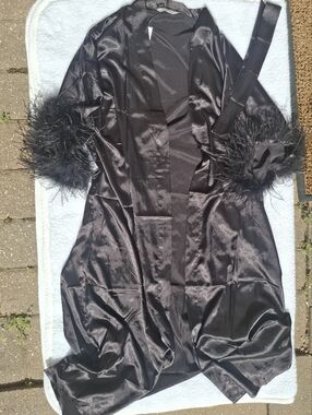 Silky Black Robe With Feather Cuffs - OS